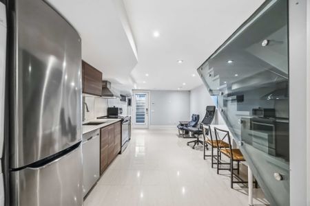 For Lease - 220 Gilbert Avenue Unit# Basement, Toronto, Ontario - Photo 5