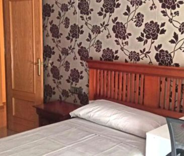 Piso de alquiler en Carrer San Isidro, 30, Centro - Photo 6