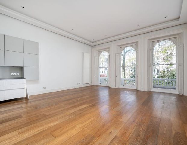 CORNWALL GARDENS, SOUTH KEN, SW7, London - Photo 1