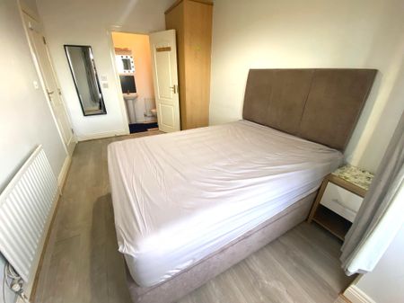 Mount Garrett Park, Tyrrelstown, Dublin 15 ** 6 MONTH LEASE ONLY ** - Photo 5