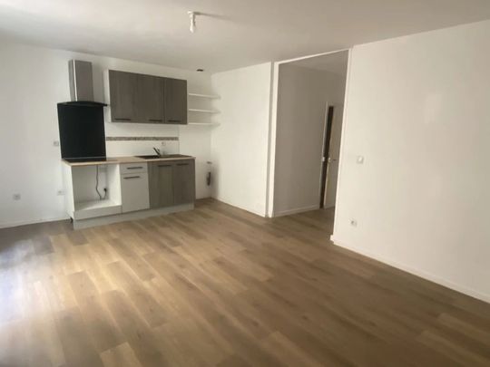 Location Appartement 2 pièces 42 m2 à Lodève - Photo 1