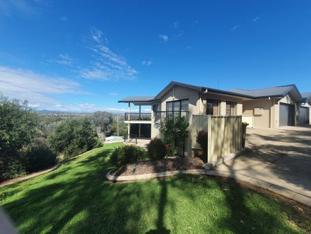 2/10 Glenview Place, Tamworth - Photo 2