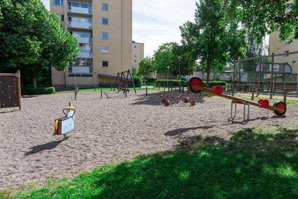 Marmorvägen 3 A, 75244, Uppsala - Photo 1
