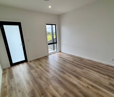 Brand new 3 bedroom duplex! - Photo 6