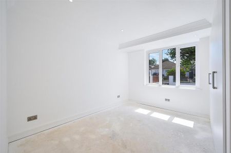 5 bedroom detached bungalow to rent - Photo 4