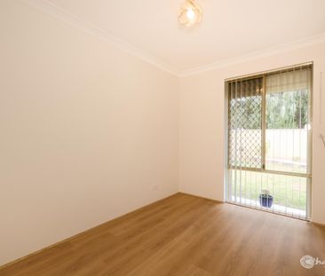 BEAUTIFUL PROPERTY ! GREAT LOCATION! - Photo 1