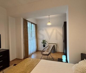 ﾃ始chiriere apartament 4 camere decomandat, Herﾄピtrﾄブ, 117 mp, 2 parcﾄビi - Photo 4