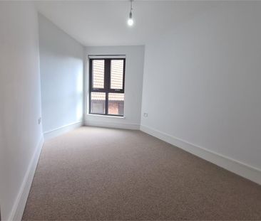 Flat 3, Milton Road Library, Cambridge - Photo 1