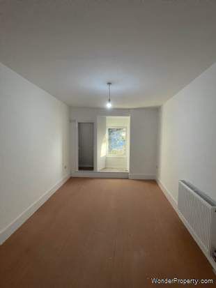 2 bedroom property to rent in Liverpool - Photo 3