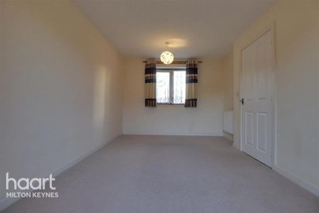 3 bedroom detached house to rent - Photo 4