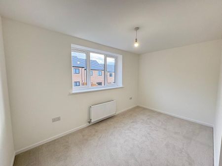 3 bedroom semi-detached house to rent - Photo 4