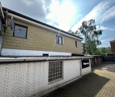 Eigener Eingang ganz sep. im Anbau hier wohnt man wie im kleinen ei... - Photo 1