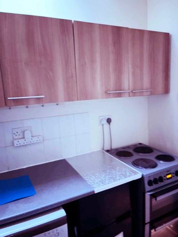 1 Bed Flat, Stirling Road, B16 - Photo 4