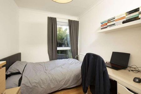 Sundridge Close, CT2 - Photo 4