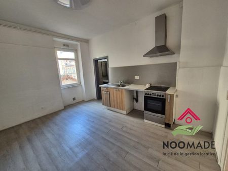 F5 de 99 m² au 1er étage - Sarreguemines - Photo 2