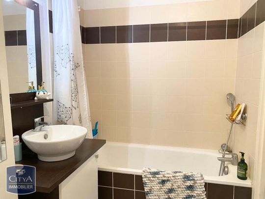 Location Appartement 2 pièces 38m² NIORT 79000 - Photo 1