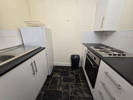 Blundellsands Road East, Liverpool, L23 8XB - Photo 5