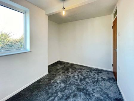 2 bedroom maisonette to rent - Photo 5