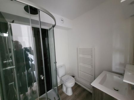 Location Appartement 2 pièces 30m² VALENCIENNES 59300 - Photo 4