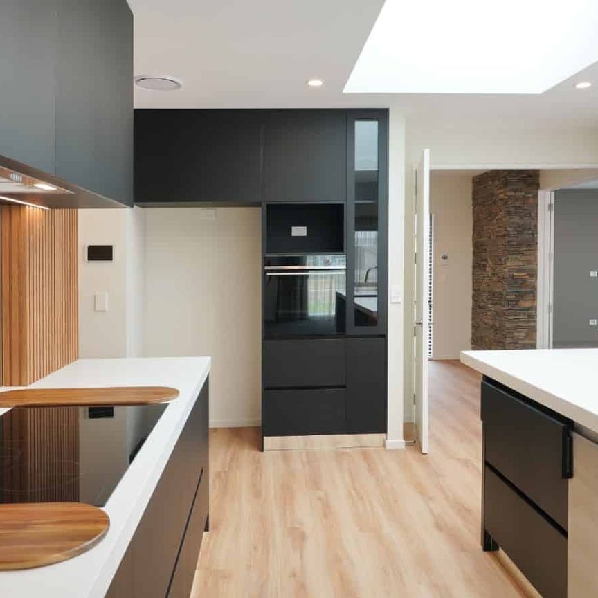 Live a life of luxury - Photo 1