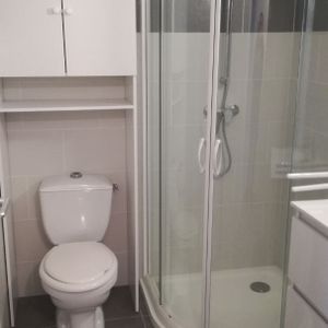 Location Appartement 2 pièces 38m² - Photo 2