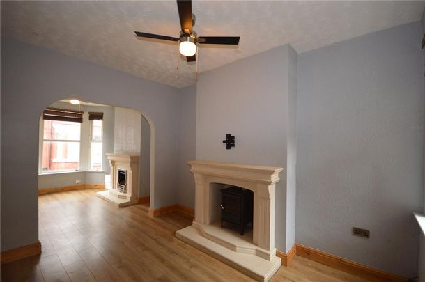 3 bedroom terraced house to rent - Photo 1