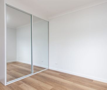 BRAND NEW 2 BEDROOM FLAT - Photo 4