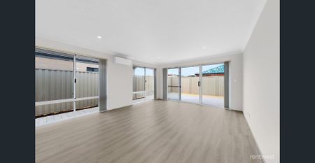 SPACIOUS & BRAND NEW - Photo 2