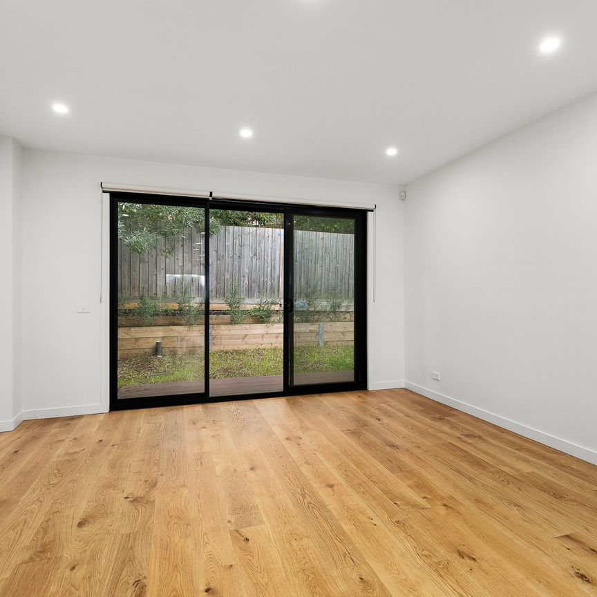 Modern Comfort & Everyday Convenience - Photo 1