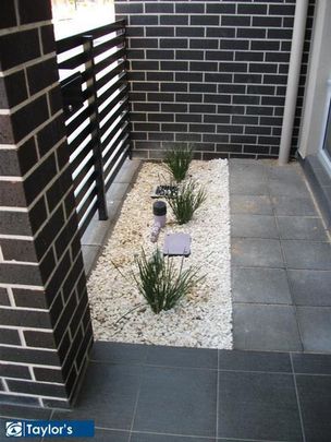 QUALITY BUILT & FEATURE PACKED TOWNHOUSE! - Photo 1