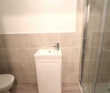 Burgess Avenue, Kingsbury, London, NW9 - Photo 4