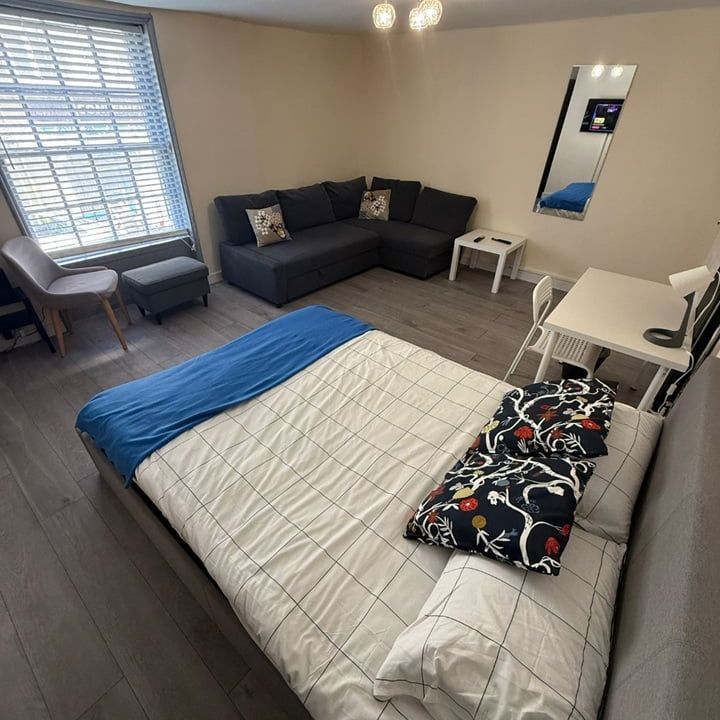 Room in a Shared Flat, St. James's Street, BN2 - Photo 1