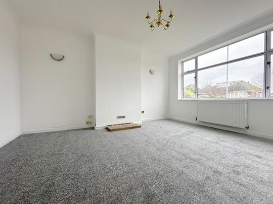 Semi Detached House - Photo 1