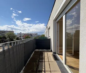Moderne 2-Zimmer-Wohnung mit Dusche und Balkon - Photo 3