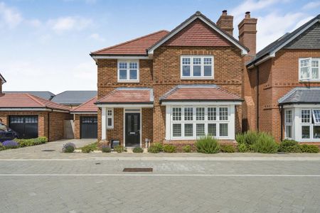 4 bedroom detached house to rent - Photo 4