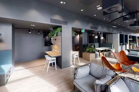 Silver Studio - Courtyard View | Lower Level - Photo 4