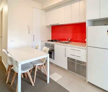 Stunning Two-Bedroom Apartment in ZEN Harmony – Prime CBD Location! - Photo 6