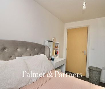 2 bedroom apartment to rent - Photo 4
