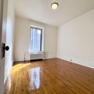 3 1/2 - Montréal (Ville-Marie (Centre-ville)) - 1 400 $/mois - Photo 2