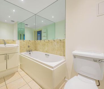 2 bedroom apartment to rent - Photo 6