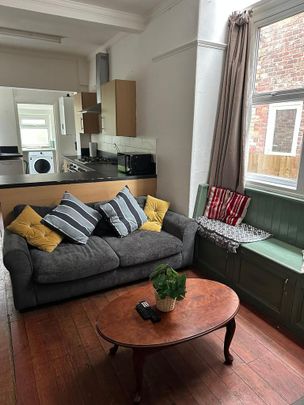 7 bedroom house to rent - Photo 1