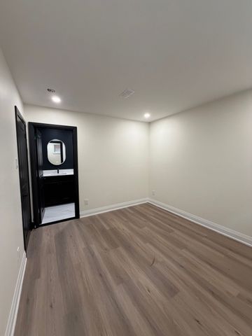 For Lease - 3486 Grand Forks Road Unit# 2, Mississauga, Ontario - Photo 5