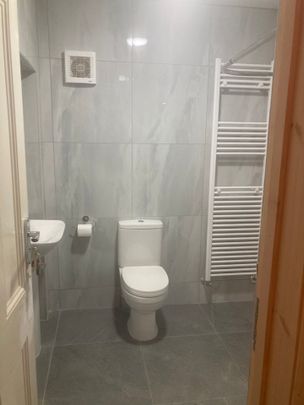 Room in a Shared House, Cambridge Road, E11 - Photo 1