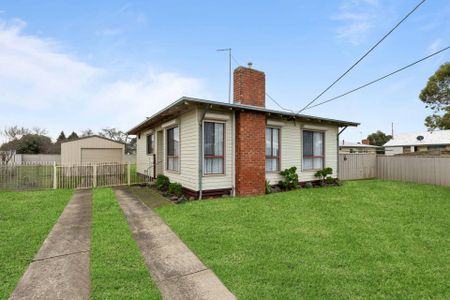 5 Violet Grove, Wendouree - Photo 3