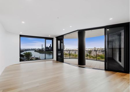 3 bed 2 bath - Photo 2