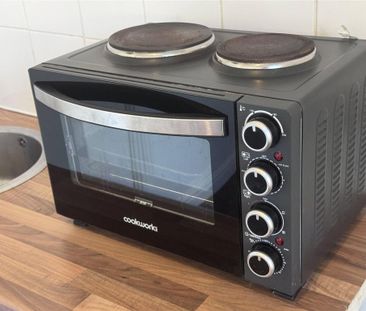 Studio to rent - Photo 2