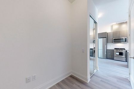 For Lease - 509 Dundas Street Unit# 806, Oakville, Ontario - Photo 4