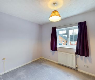 2 bedroom end of terrace house to rent - Photo 3