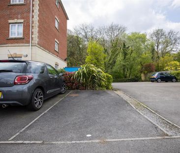 2 bedroom apartment to rent - Photo 3