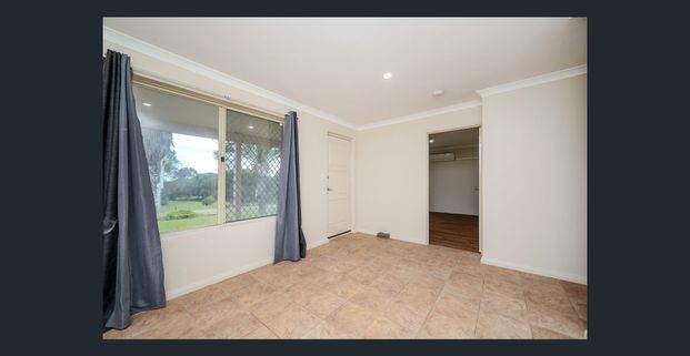SPACE FOR EVERYONE — MERRIWA - Photo 1